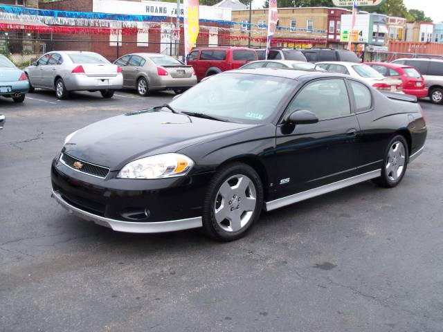 Chevrolet Monte Carlo 2.5 S Coupe 2D Coupe