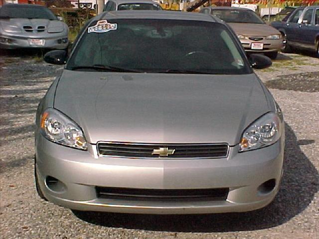 Chevrolet Monte Carlo 2007 photo 2