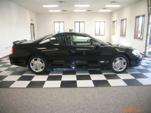 Chevrolet Monte Carlo 2007 photo 2