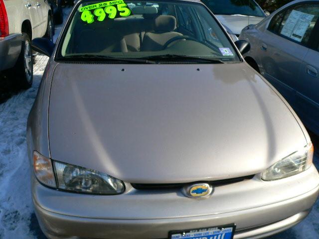 Chevrolet Prizm 1999 photo 1