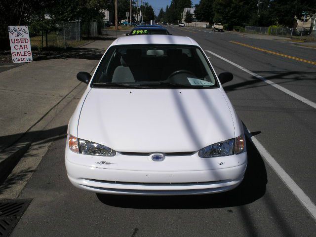 Chevrolet Prizm 1999 photo 1