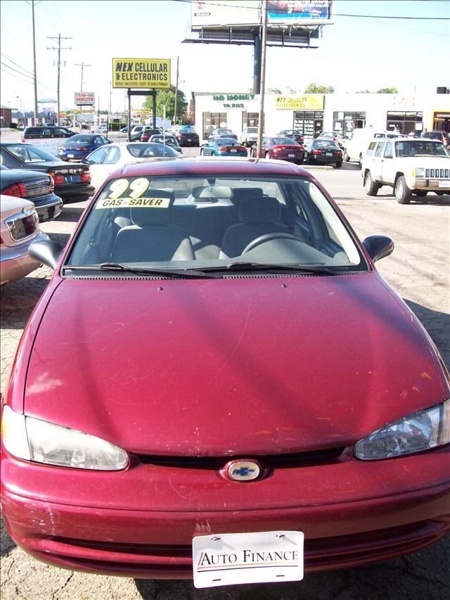 Chevrolet Prizm 1999 photo 1