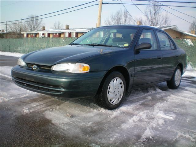 Chevrolet Prizm 2dr Cpe I4 CVT 2.5 S Sedan