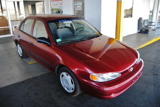 Chevrolet Prizm 1999 photo 2