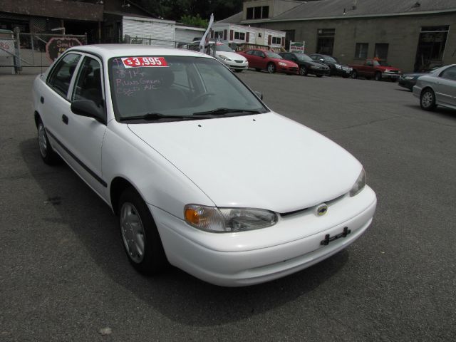 Chevrolet Prizm 2000 photo 1