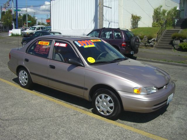 Chevrolet Prizm 2000 photo 2