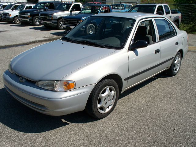 Chevrolet Prizm 2000 photo 2