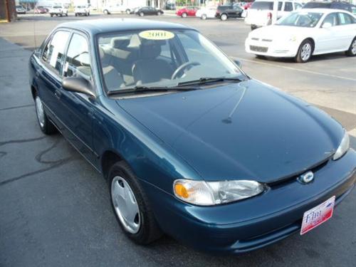 Chevrolet Prizm 2001 photo 3