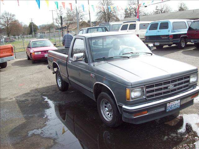 Chevrolet S10 1988 photo 1