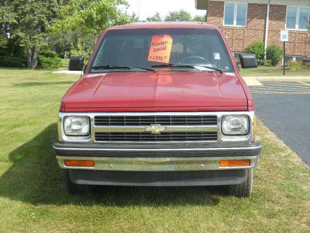 Chevrolet S10 1991 photo 2