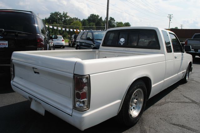 Chevrolet S10 1993 photo 2