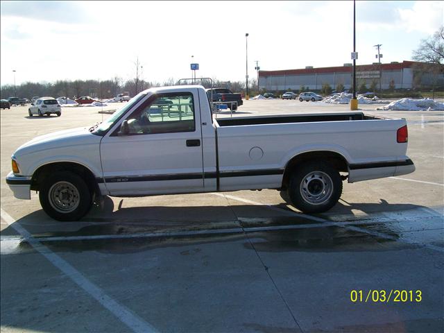 Chevrolet S10 Touring W/nav.sys Pickup Truck