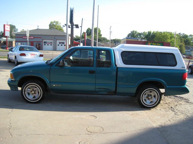 Chevrolet S10 1995 photo 1