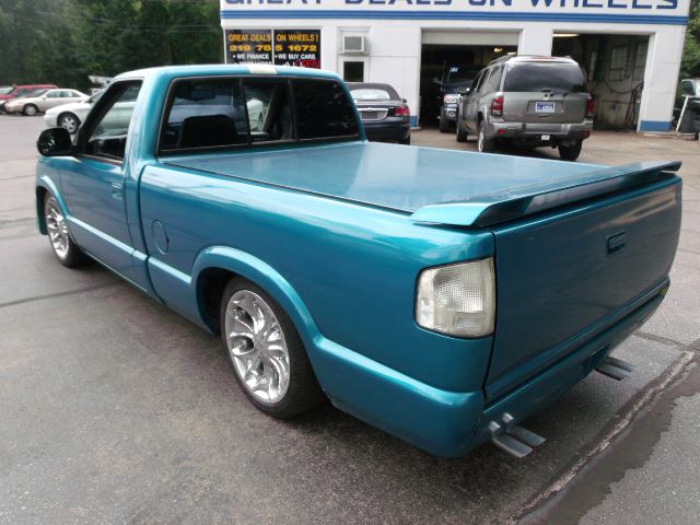 Chevrolet S10 1995 photo 3