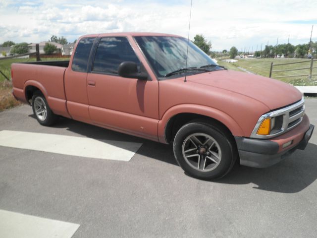 Chevrolet S10 1995 photo 3