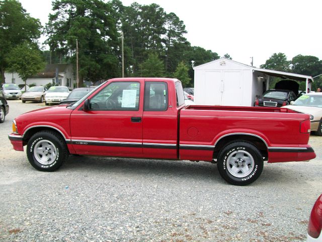 Chevrolet S10 3.7 Sport Pickup Truck