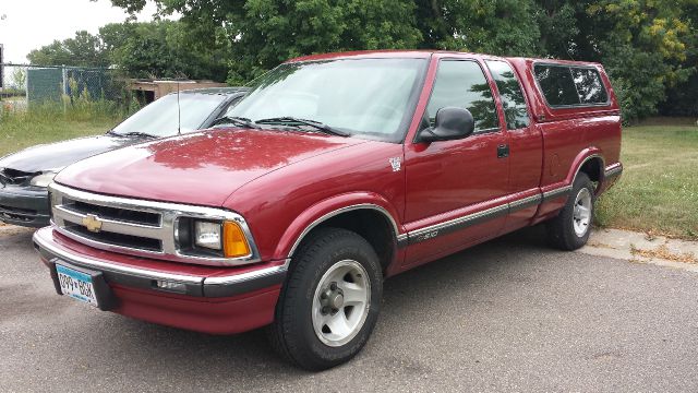 Chevrolet S10 1995 photo 2