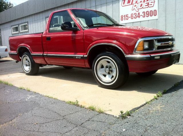 Chevrolet S10 1995 photo 2