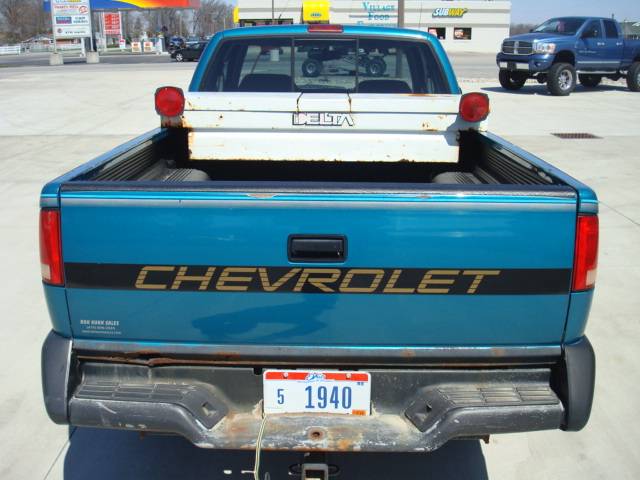 Chevrolet S10 1995 photo 1