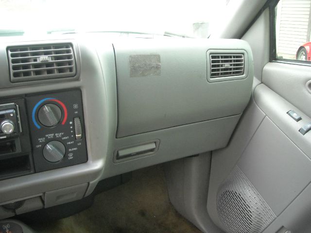 Chevrolet S10 1995 photo 18