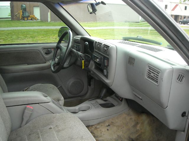 Chevrolet S10 1995 photo 4