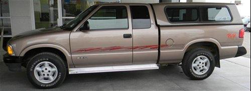 Chevrolet S10 1996 photo 1