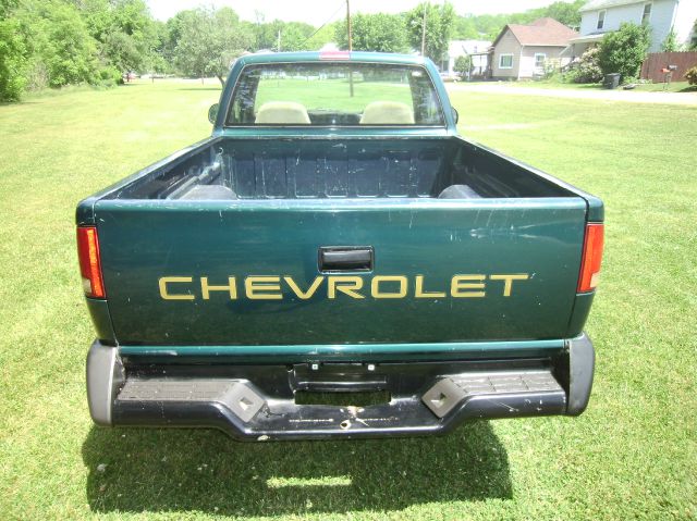 Chevrolet S10 1996 photo 13