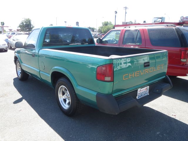 Chevrolet S10 1996 photo 1