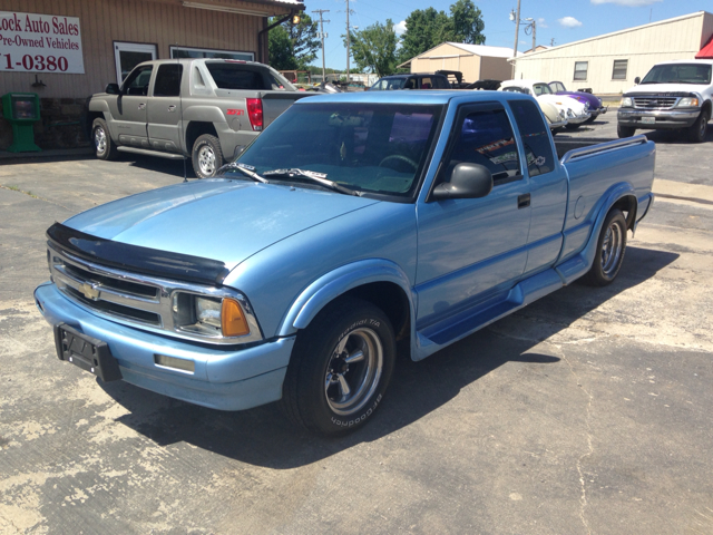 Chevrolet S10 1996 photo 4