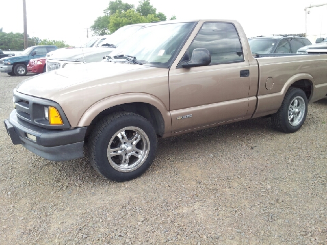 Chevrolet S10 1996 photo 4