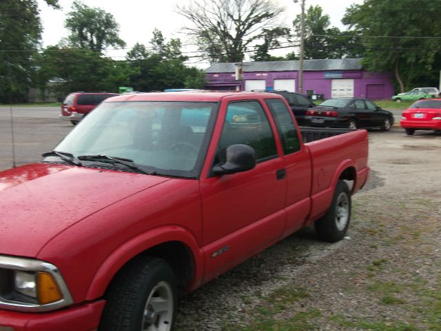 Chevrolet S10 1996 photo 3