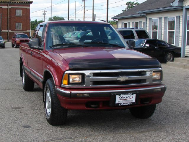 Chevrolet S10 1997 photo 10