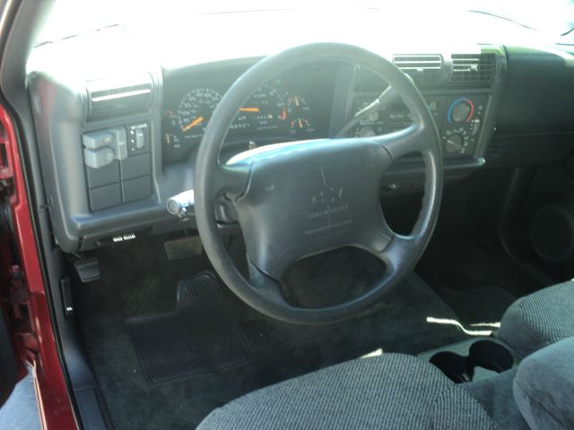 Chevrolet S10 1997 photo 4