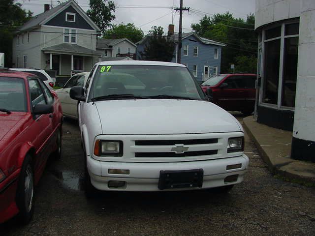 Chevrolet S10 1997 photo 4