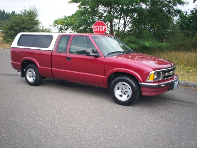 Chevrolet S10 1997 photo 1