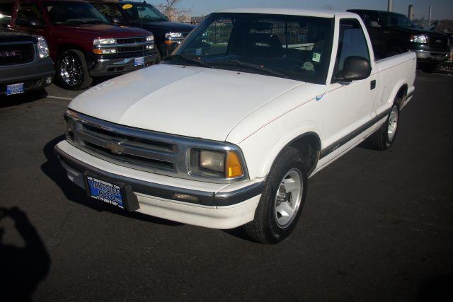 Chevrolet S10 1997 photo 5