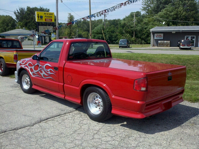 Chevrolet S10 1997 photo 3