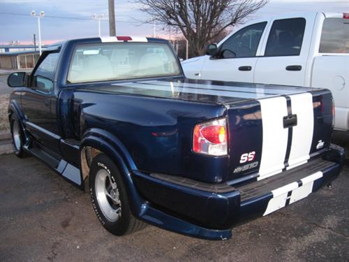 Chevrolet S10 1998 photo 2