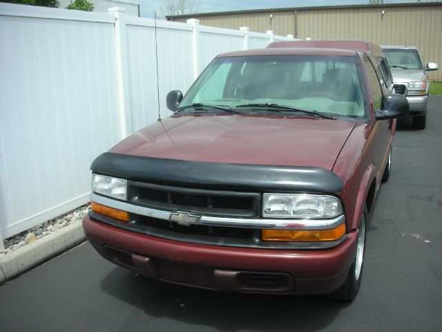 Chevrolet S10 1998 photo 4