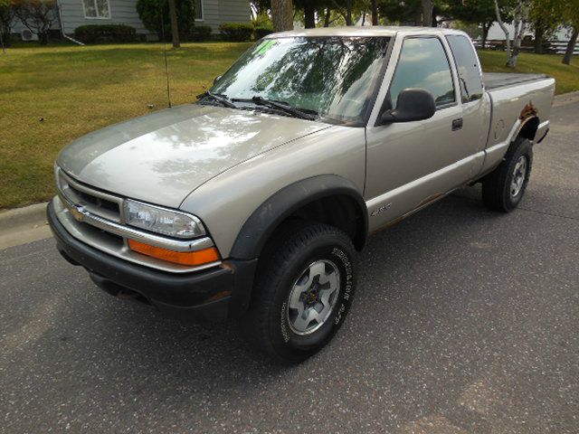 Chevrolet S10 1998 photo 4