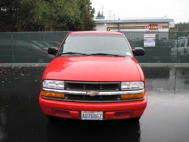 Chevrolet S10 1998 photo 1