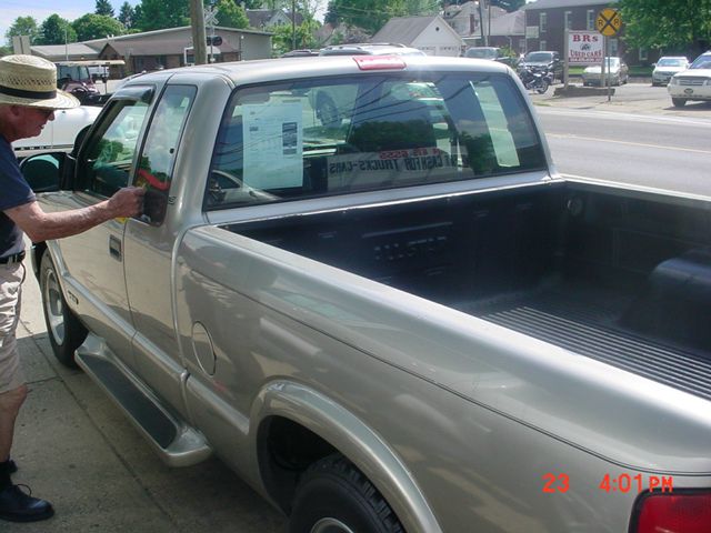 Chevrolet S10 1998 photo 3