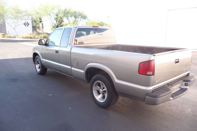 Chevrolet S10 1998 photo 17