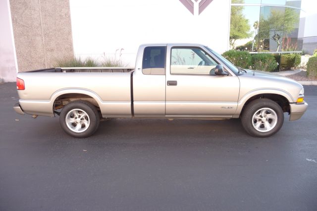 Chevrolet S10 1998 photo 8