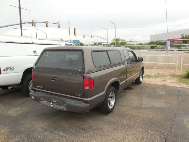 Chevrolet S10 1998 photo 2