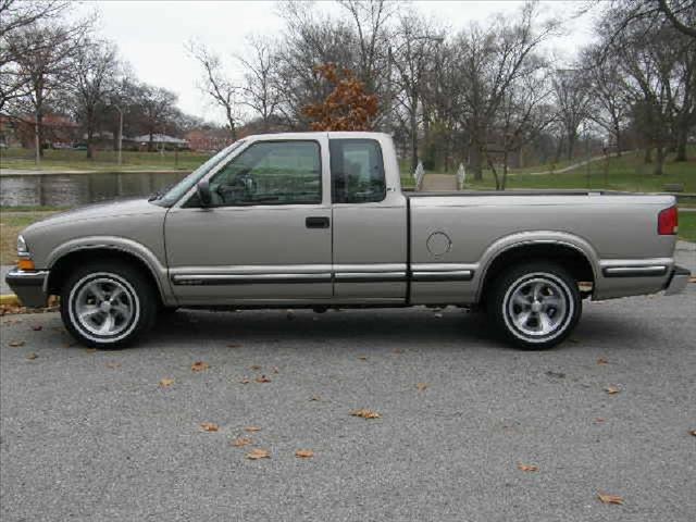 Chevrolet S10 1999 photo 3