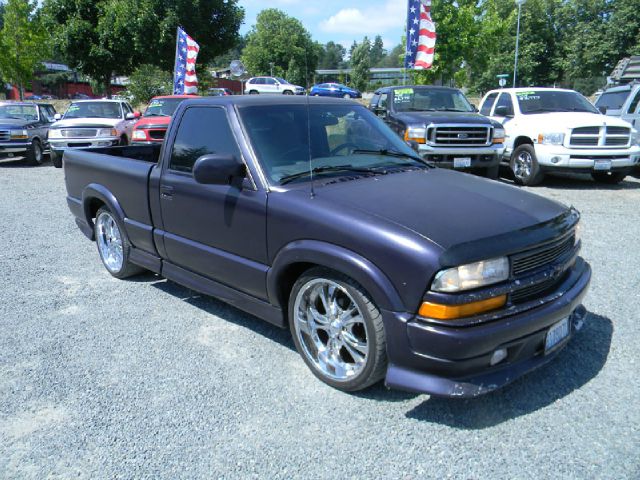 Chevrolet S10 1999 photo 3