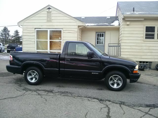 Chevrolet S10 1999 photo 2