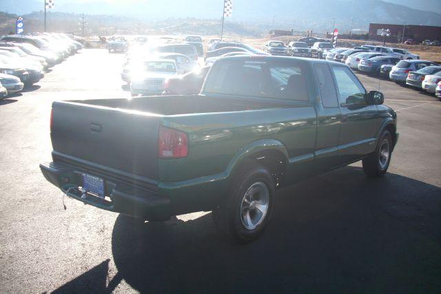 Chevrolet S10 1999 photo 4