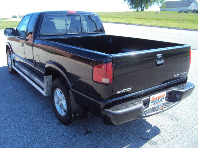 Chevrolet S10 1999 photo 11